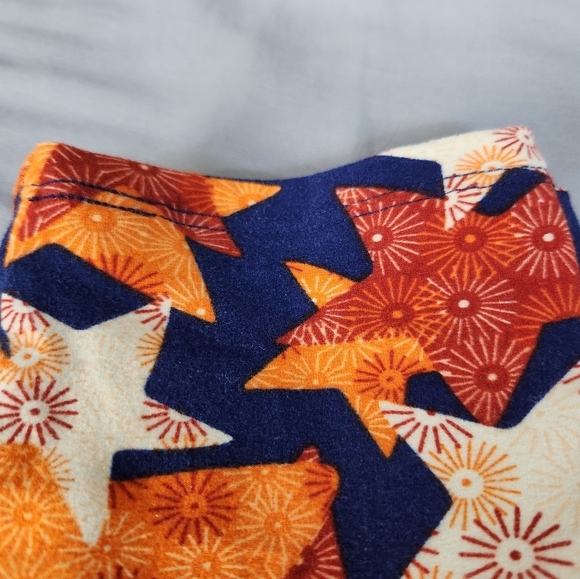 Lularoe O/S Leggings - Picture 2 of 4